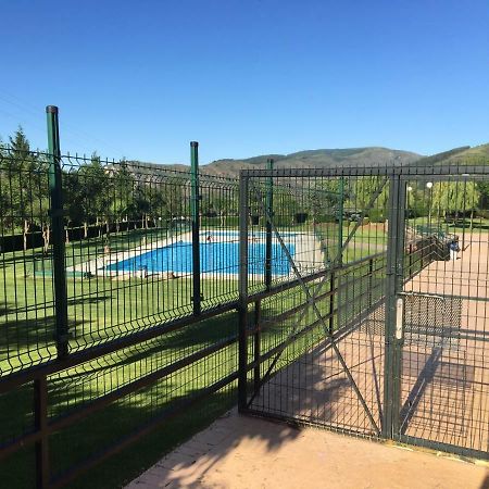 Apartamento Ezcaray Con Piscina Zorraquín Kültér fotó