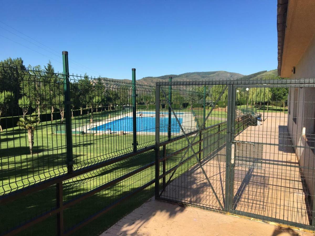 Apartamento Ezcaray Con Piscina Zorraquín Kültér fotó