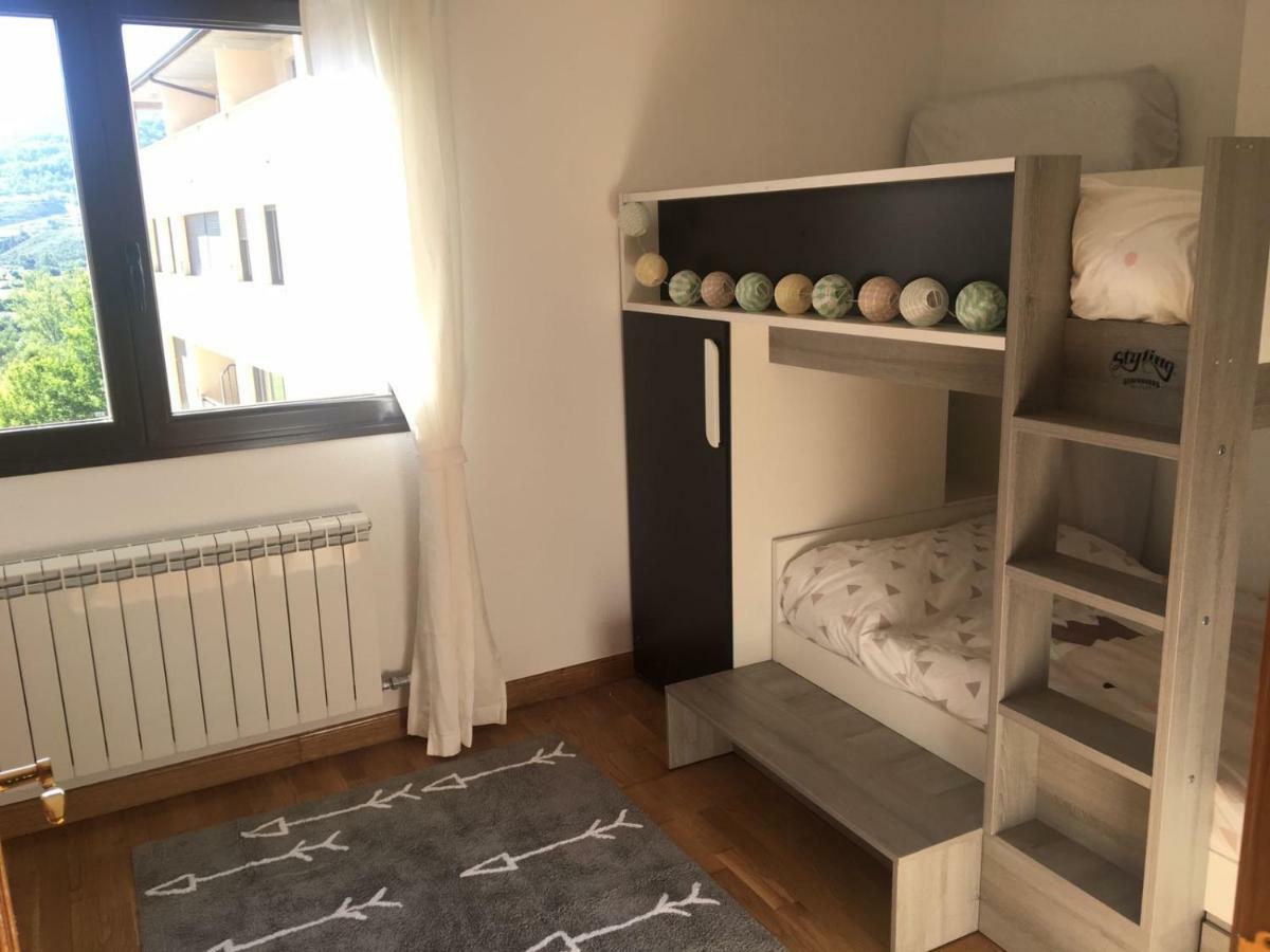 Apartamento Ezcaray Con Piscina Zorraquín Kültér fotó