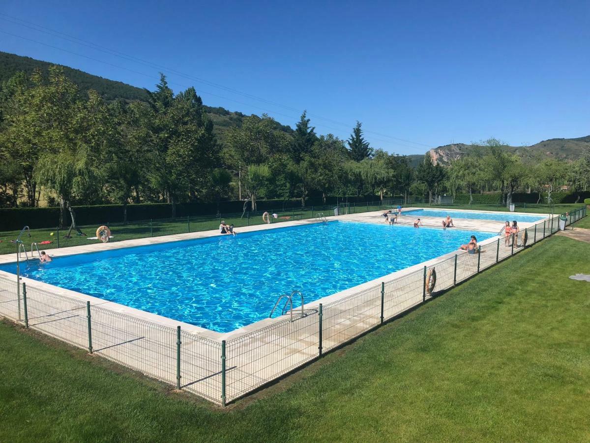 Apartamento Ezcaray Con Piscina Zorraquín Kültér fotó